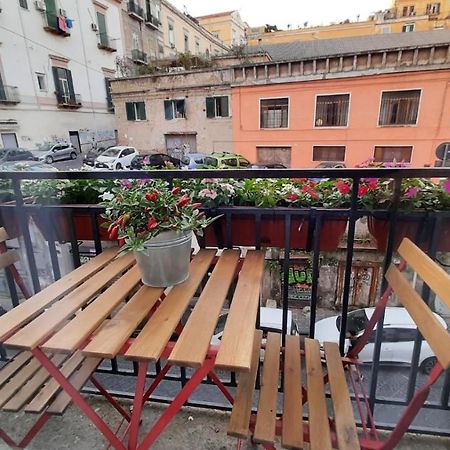Ferienwohnung Palazzetto Di Neubourg Neapel Exterior foto