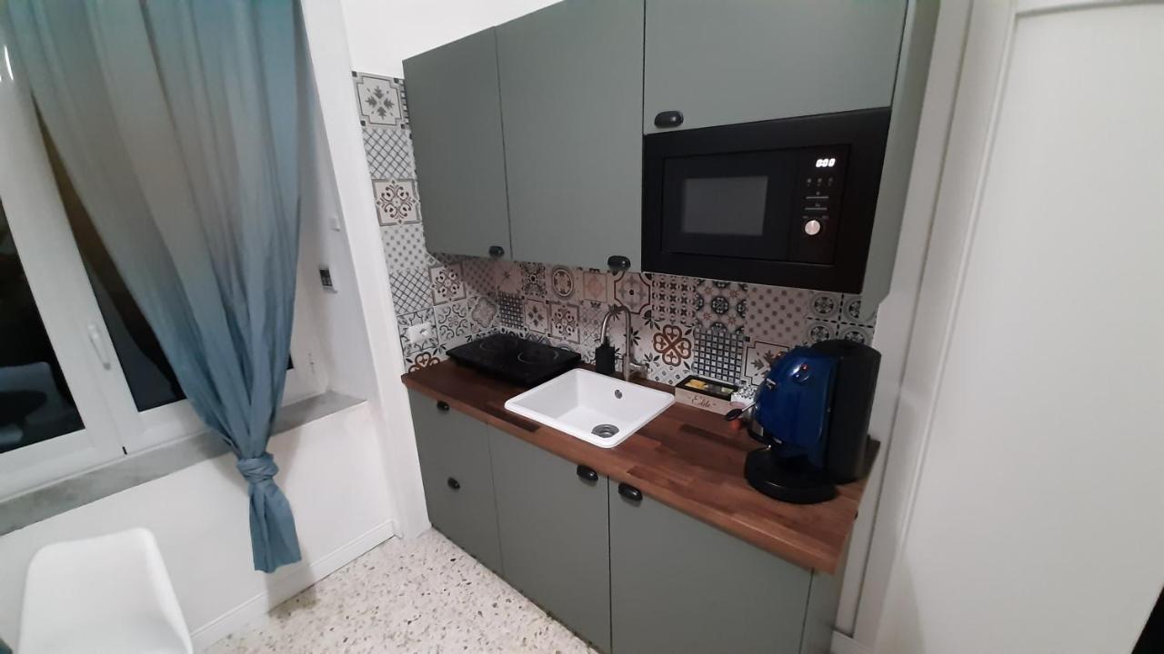 Ferienwohnung Palazzetto Di Neubourg Neapel Exterior foto