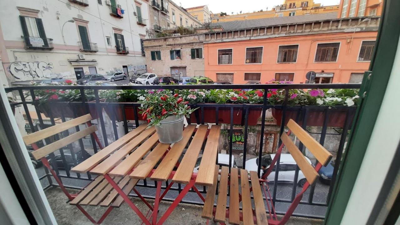 Ferienwohnung Palazzetto Di Neubourg Neapel Exterior foto