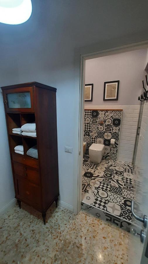 Ferienwohnung Palazzetto Di Neubourg Neapel Exterior foto